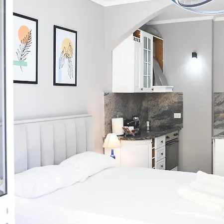 Center 5 - Way شقة *